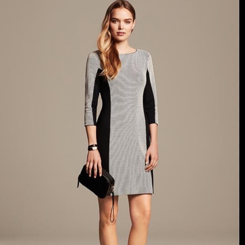 Banana Republic Stretch Knit Pencil Dress Black and White - Size 8